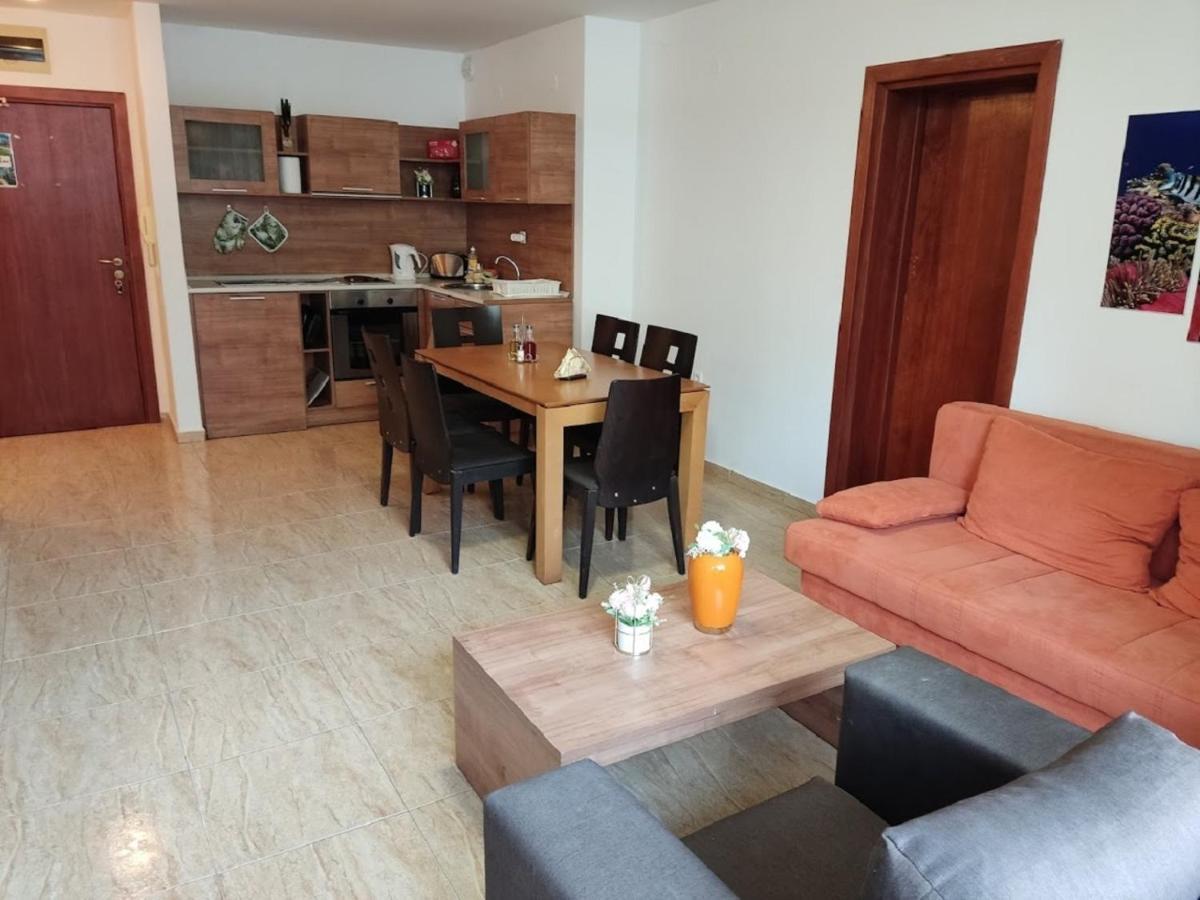 Dean'S Cozy 2 Bed Apart At Sunny Beach Resort Buitenkant foto